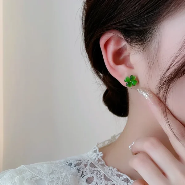 Elegant Luxurious Lucky Clover Opal Earrings for Women Green Colour Love Heart Crystal Earring 2023 New Jewelry for Mom - Imagen 5