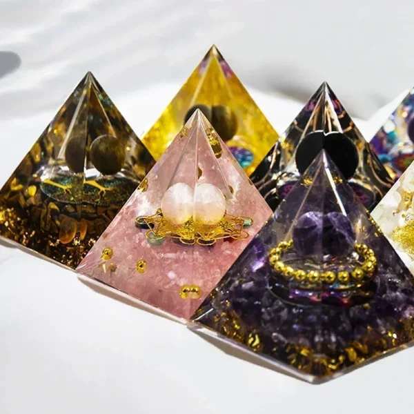 Natural Crystal Energy Generator Pyramid Peridot Amethyst Reiki Healing Chakra Resin Pyramid Egyptian Decor Room Decoration 1pc - Imagen 18