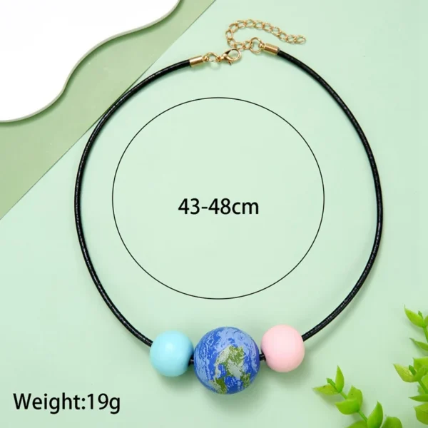 Vintage Wood Beads Printing Earth Jupiter Saturn Pendant Short Choker Necklace for Women Jewelry – Image 7